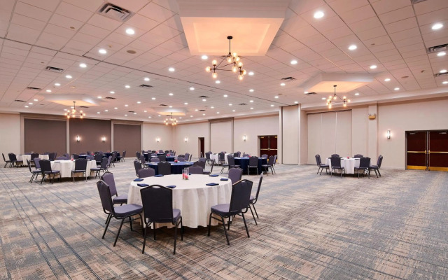 Four Points by Sheraton Cleveland-Eastlake