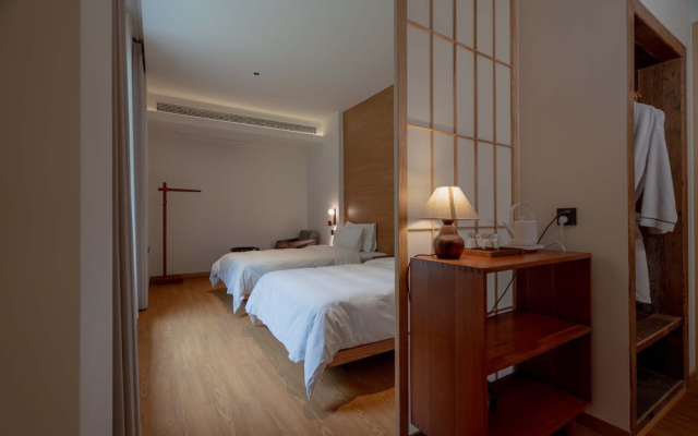 Emeishan XiaoshanQing Luxury Resort