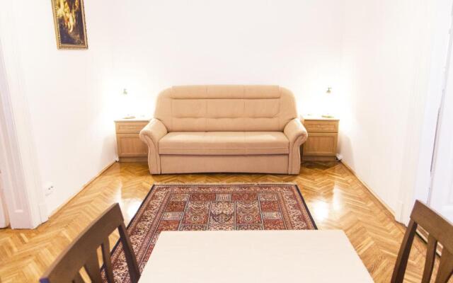 Authentic Budapest Apartment