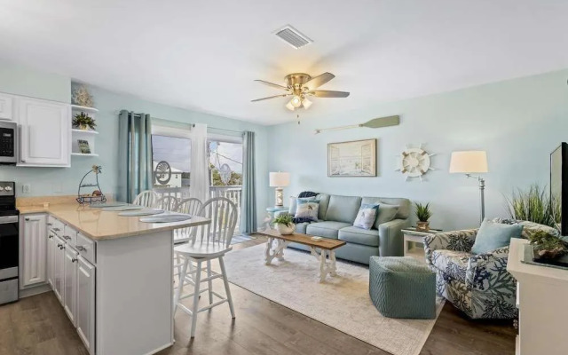 Lagoon Sun 5 by RedAwning