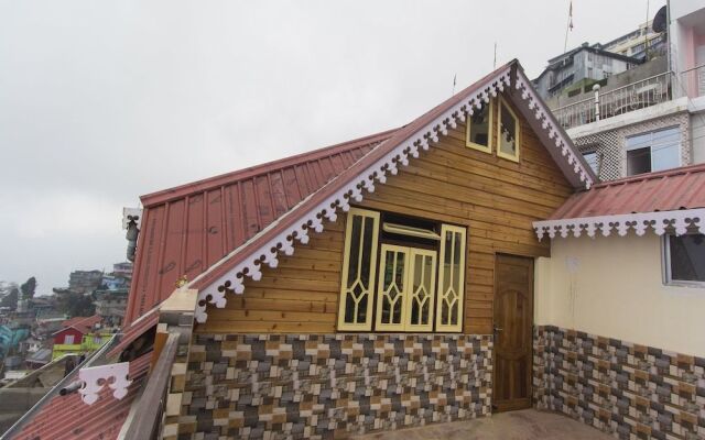 OYO 12370 Royal Sarava
