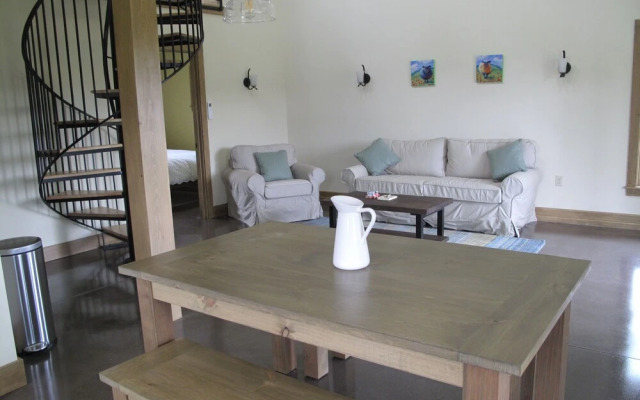 Fat Sheep Farm & Cabins