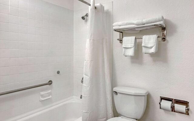 Motel 6 Ruther Glen VA