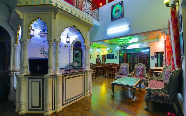 Fabhotel Shree Villas