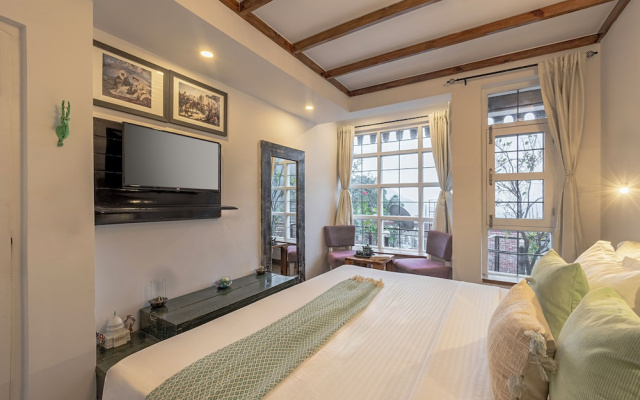 Alaya Stays Farsauli 1 Pet friendly 3BHK