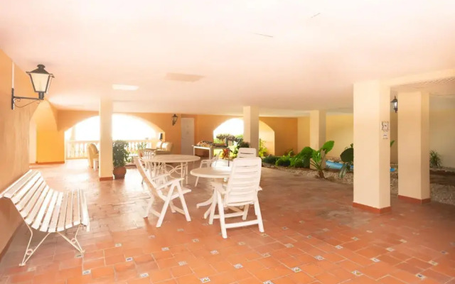 Calahonda Elegance With Pool And Sea View