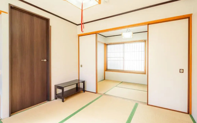 Sakuragawa no Waho House