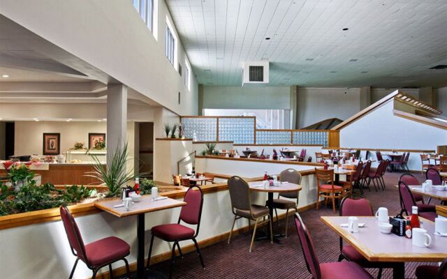 Salina Ambassador Hotel and Conference Center