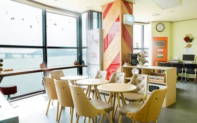 Jini Guest House - Hostel