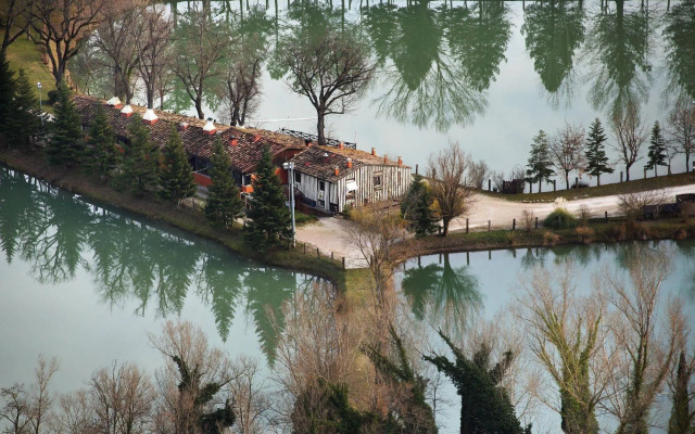 Tenuta Santi Giacomo e Filippo