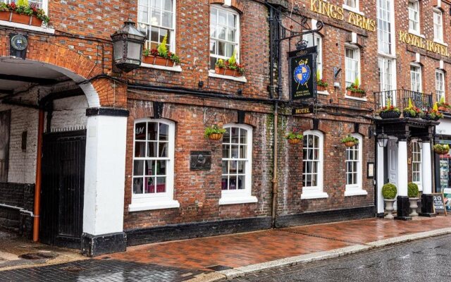 The Kings Arms and Royal Hotel, Godalming, Surrey