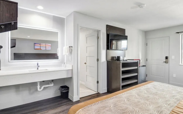 Moonlight Inn - Houston I-45 & Airline