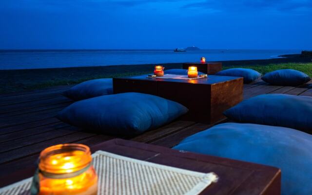 Fish Unlimited Beach & Dive Resort