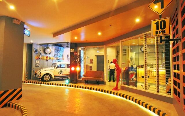 G-Galyx Inn Hotel