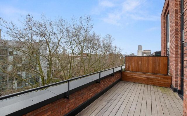 Whitfield Street Residences by Aeria Apartments