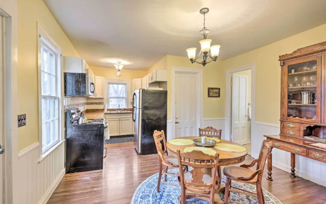 Victorian Home in Penn Yan ~ 1 Mi to Keuka Lake!