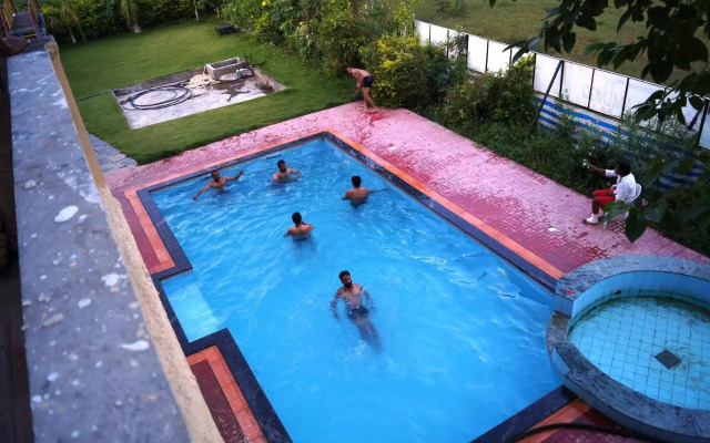 Goflamingo Resort