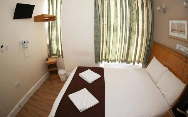 Kensington Suite Hotel