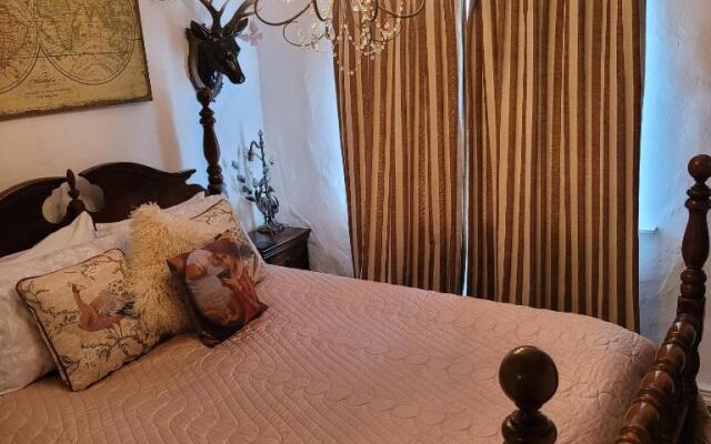 23 Opera Suites, Riverside, Llangollen