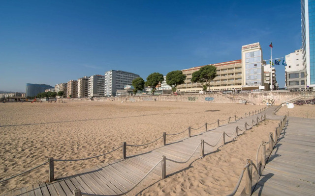 Universal Boutique Hotel