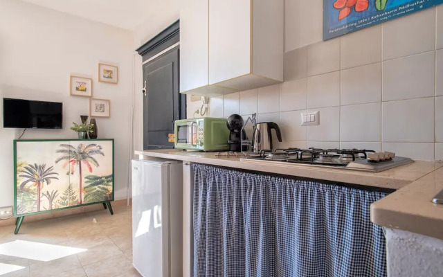 Ruota 2 in Alghero With 1 Bedrooms and 1 Bathrooms