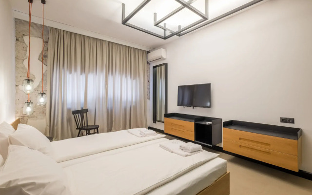 R34 Boutique Hotel