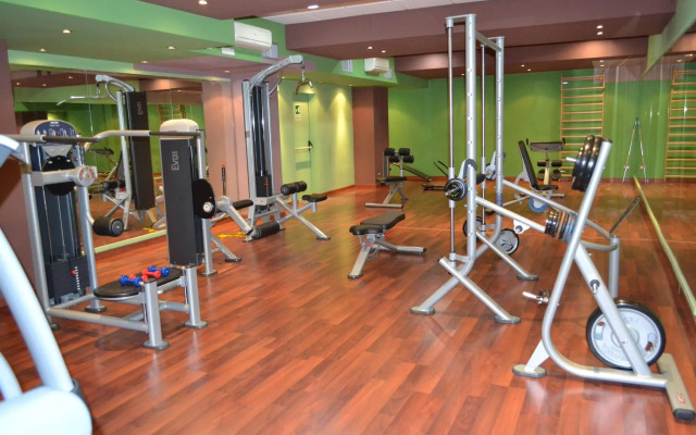 Marina Palace Hotel & Congress Hall