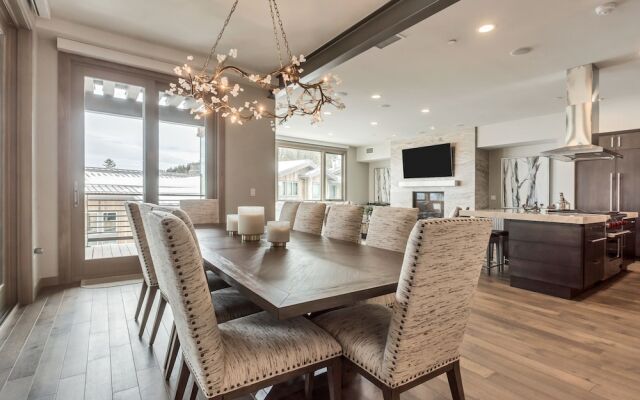 Platinum Two Bedroom 2 Apartment Hotel by RedAwning