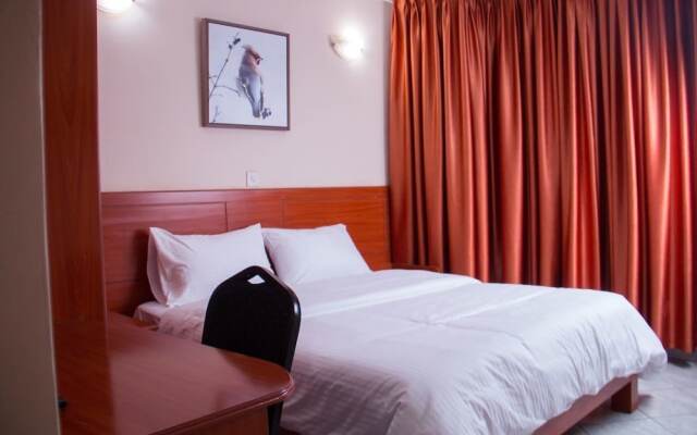 Hotel Enkeleshe