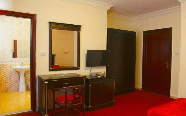 Gardens Hotel
