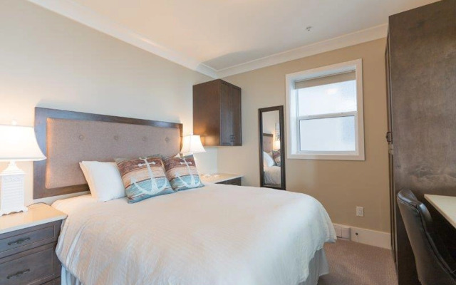 SookePoint Ocean Cottage Resort