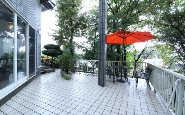 Scent -Healing Space on Top of Izukogen Hill-