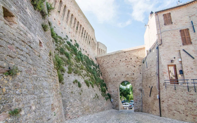 Scenic Apartment in Ascoli Piceno with Hot Tub