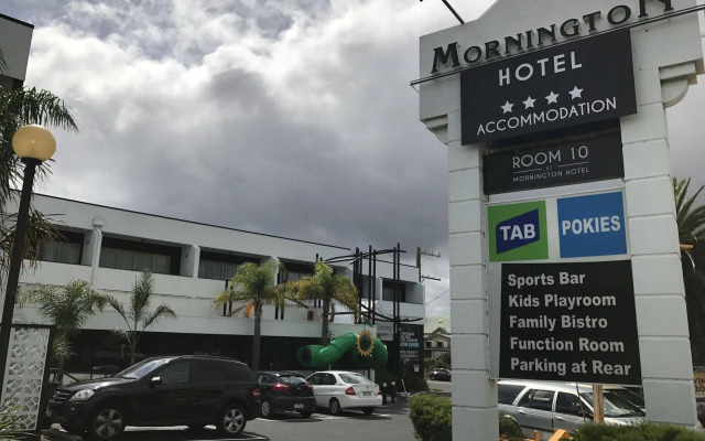 Mornington Hotel