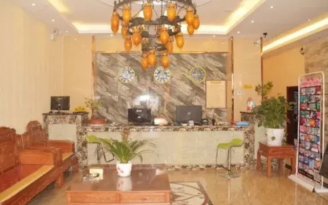 Xinzheng Fenglin evening fashion theme hotel