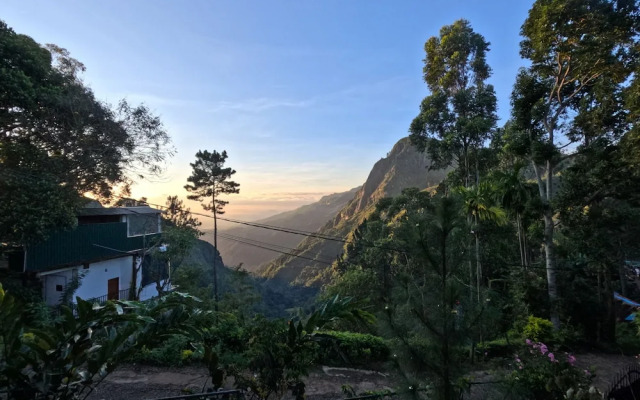 Beyond Nomad Luxury Hostel