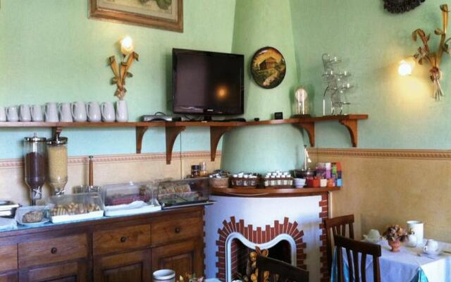 Hotel Desiree