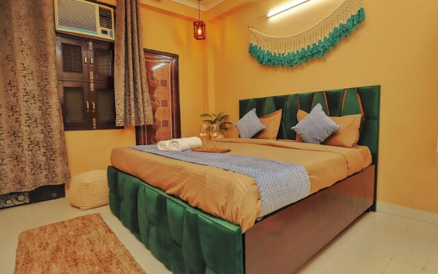 Roomshala 081 Manya Residency