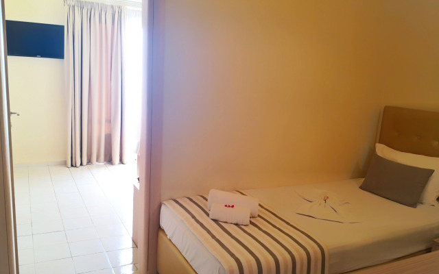 Thalia deco City & Beach Hotel