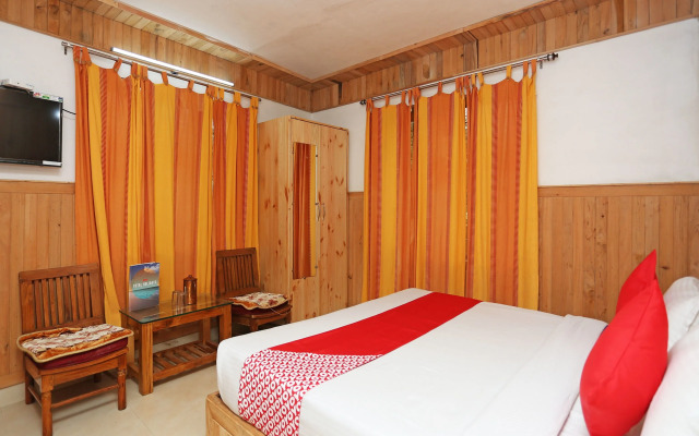 OYO 16895 Holiday Homes