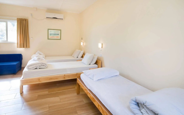 Kibbutz Inbar Country Lodging