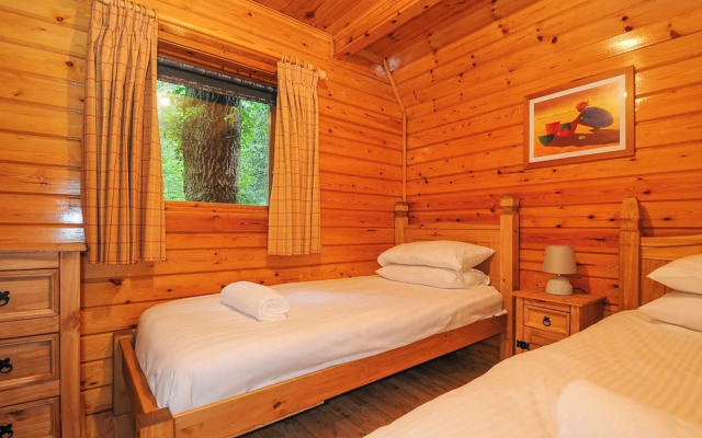 Lodge 32 - Cowslip