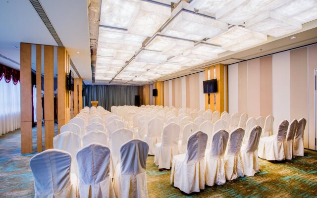 Holiday Inn Express Dalian City Centre by IHG