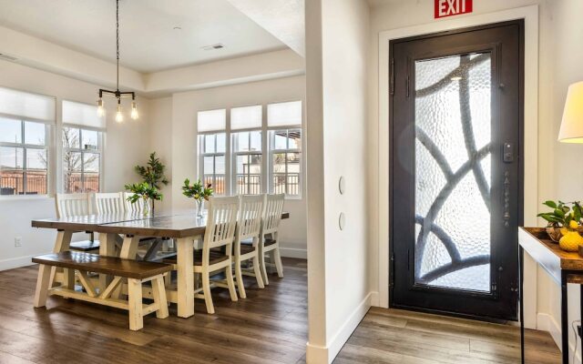 The Ann Marie #f1 6 Bedroom Townhouse