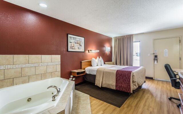Red Roof Inn Bowling Green