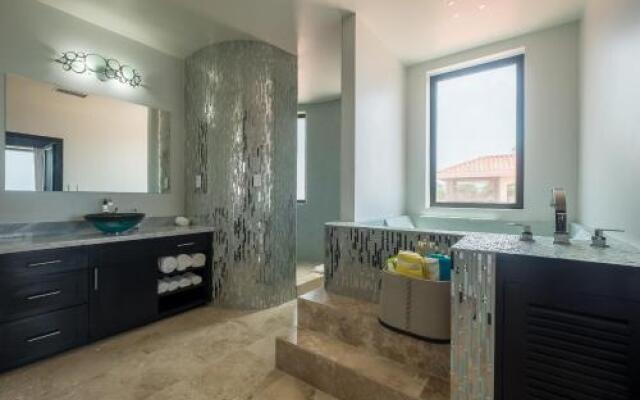 Diamante Beachfront Suites