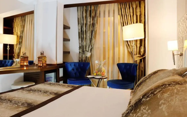 Pera Center Hotel