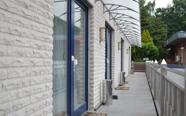 Hotel B8 Voerde