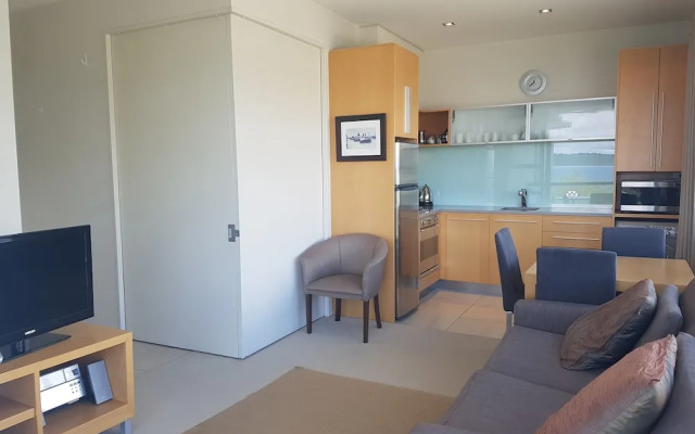Waimahana Apartment 13