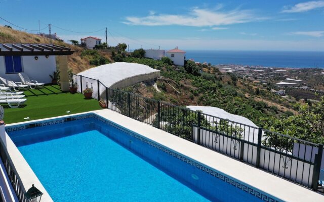 1090 Villa las Flores